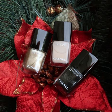 chanel holiday nail polish set|Chanel nail polish shades.